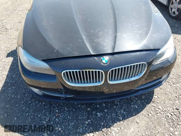 2012 BMW 5 Series 550i xDrive с VIN WBAFU9C53CC787729, выставлен на аукционе IAAI как лот 43090231 с пробегом Не указан миль и . История ставок и продаж доступна на DreamBid. Изображение 6.