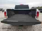 2018 Ram 1500 Tradesman z VIN 1C6RR6KG0JS275343, wystawiony jako Copart lot #46490895 z przebiegiem 103 539 mil mil oraz Szkoda całkowita • Salvage title. Historia ofert i sprzedaży dostępna na DreamBid. Obrazek 6.