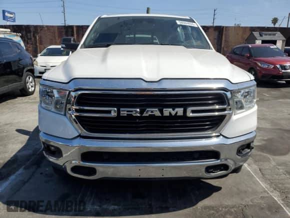 2021 Ram 1500 Big Horn z VIN 1C6RREFT2MN747109, wystawiony jako Copart lot #58084855 z przebiegiem 77 604 mil mil oraz Szkoda całkowita • Salvage title. Historia ofert i sprzedaży dostępna na DreamBid. Obrazek 5.