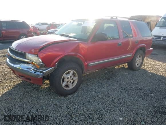2000 Chevrolet Blazer LT с VIN 1GNDT13W6Y2243611, выставлен на аукционе IAAI как лот 43242790 с пробегом 251 823 миль миль и . История ставок и продаж доступна на DreamBid. Изображение 2.