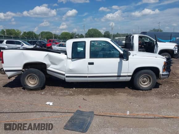1996 Chevrolet Silverado 1500 с VIN 2GCEC19M7T1134568, выставлен на аукционе IAAI как лот 42742423 с пробегом 151 658 миль миль и . История ставок и продаж доступна на DreamBid. Изображение 13.