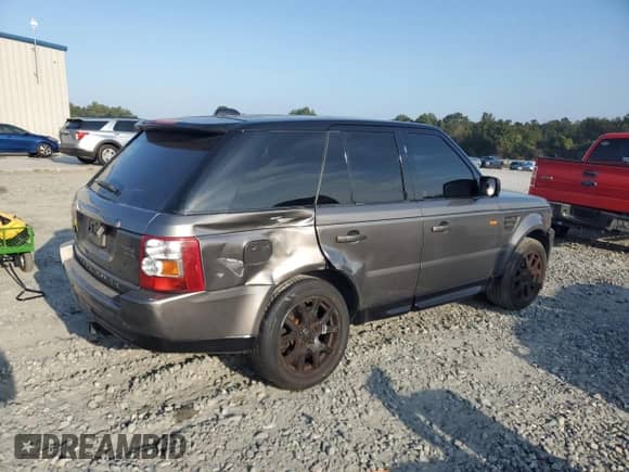 2008 Land Rover Range Rover Sport HSE with VIN SALSK25478A123643, listed as a Copart auction lot 81577235 with 253,968 mi miles and Salvage title. Bid and sale history available at DreamBid. Image 3.