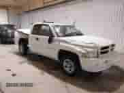 1999 Dodge 1500 с VIN 3B7HC13Z2XG172997, выставлен на аукционе IAAI как лот 41569443 с пробегом Не указан миль и . История ставок и продаж доступна на DreamBid. Изображение 1.