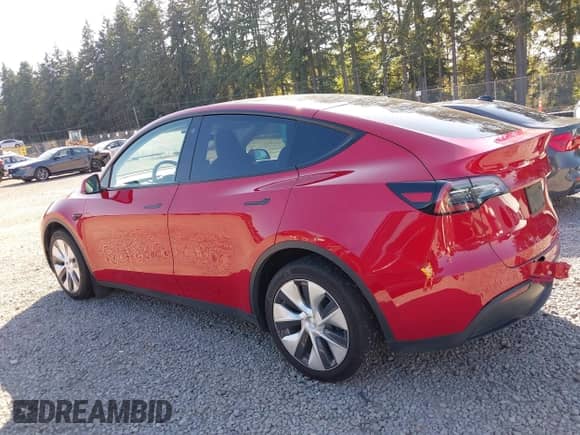2021 Tesla Model Y Long Range with VIN 5YJYGDEE2MF287066, listed as a IAAI auction lot 43253104 with 38,884 mi miles and . Bid and sale history available at DreamBid. Image 14.
