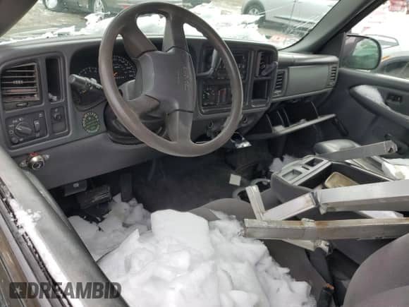 2006 GMC Sierra 1500 Work Truck z VIN 1GTEC19X36Z294677, wystawiony jako Copart lot #44119635 z przebiegiem Nie podano mil oraz Czysty tytuł • Clean title. Historia ofert i sprzedaży dostępna na DreamBid. Obrazek 8.