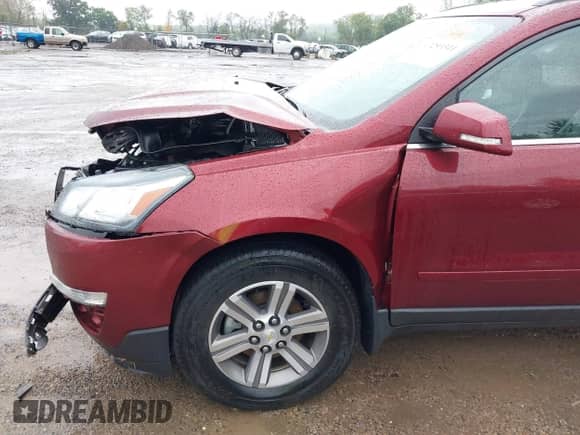 2017 Chevrolet Traverse LT с VIN 1GNKRHKD0HJ228848, выставлен на аукционе IAAI как лот 43293311 с пробегом 48 343 миль миль и . История ставок и продаж доступна на DreamBid. Изображение 17.