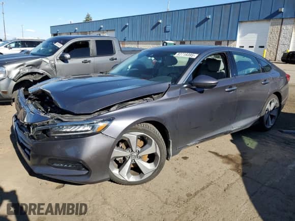 2018 Honda Accord Touring с VIN 1HGCV1F94JA036393, выставлен на аукционе Copart как лот 82719395 с пробегом 74 513 миль миль и Чистый • Clean title. История ставок и продаж доступна на DreamBid. Изображение 1.