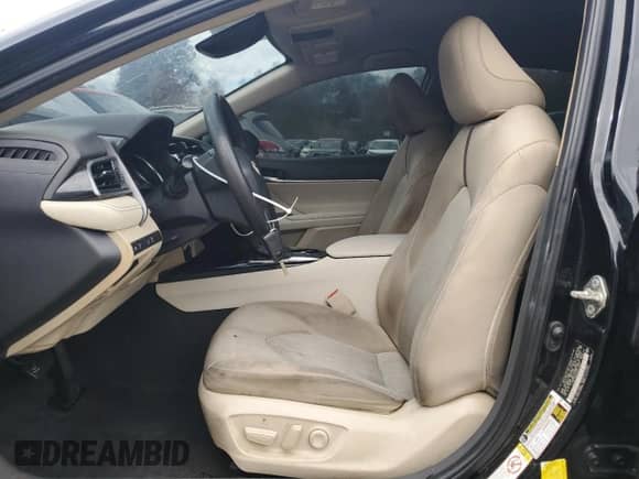 2019 Toyota Camry SE z VIN 4T1B11HK2KU234276, wystawiony jako Copart lot #89872425 z przebiegiem 105 753 mil mil oraz Czysty tytuł • Clean title. Historia ofert i sprzedaży dostępna na DreamBid. Obrazek 7.