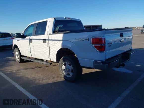 2012 Ford F-150 XL z VIN 1FTFW1EF9CFB26662, wystawiony jako IAAI lot #43477531 z przebiegiem 186 497 mil mil oraz . Historia ofert i sprzedaży dostępna na DreamBid. Obrazek 3.