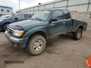2000 Toyota Tacoma с VIN 4TAWN72N1YZ623854, выставлен на аукционе Copart как лот 66374695 с пробегом 142 073 миль миль и Списание • Salvage title. История ставок и продаж доступна на DreamBid. Изображение 1.