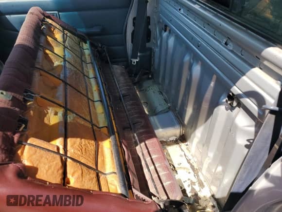 1993 Nissan Frontier with VIN 1N6SD11Y3PC304856, listed as a Copart auction lot 71462445 with 129,084 mi miles and Non repairable. Bid and sale history available at DreamBid. Image 10.