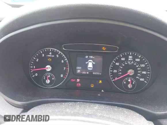 2020 Kia Sorento LX z VIN 5XYPG4A58LG660524, wystawiony jako IAAI lot #41505220 z przebiegiem 60 252 mil mil oraz . Historia ofert i sprzedaży dostępna na DreamBid. Obrazek 7.