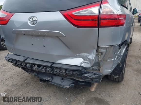 2017 Toyota Sienna LE с VIN 5TDJZ3DC8HS184113, выставлен на аукционе IAAI как лот 43153189 с пробегом 100 814 миль миль и . История ставок и продаж доступна на DreamBid. Изображение 6.