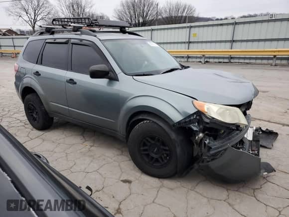 2010 Subaru Forester X с VIN JF2SH6BC7AG769312, выставлен на аукционе Copart как лот 86603574 с пробегом 220 764 миль миль и Списание • Salvage title. История ставок и продаж доступна на DreamBid. Изображение 4.