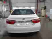 2016 Toyota Camry XLE с VIN 4T1BF1FK1GU601082, выставлен на аукционе IAAI как лот 41593120 с пробегом 229 889 миль миль и . История ставок и продаж доступна на DreamBid. Изображение 16.