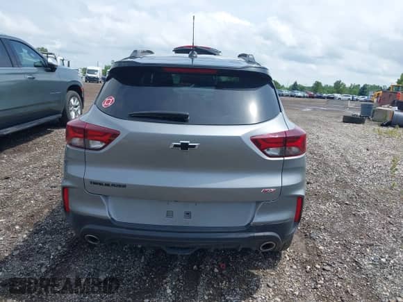 2023 Chevrolet TrailBlazer RS z VIN KL79MTSL5PB060811, wystawiony jako IAAI lot #42526967 z przebiegiem 44 443 mil mil oraz . Historia ofert i sprzedaży dostępna na DreamBid. Obrazek 16.