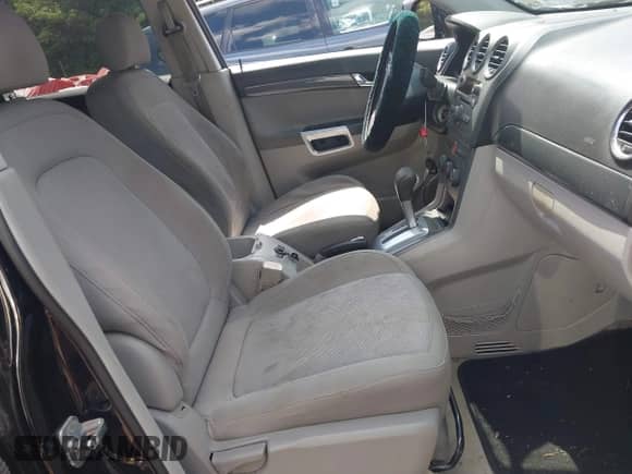 2008 Saturn VUE XE z VIN 3GSDL43N28S659844, wystawiony jako IAAI lot #42744847 z przebiegiem 178 573 mil mil oraz . Historia ofert i sprzedaży dostępna na DreamBid. Obrazek 5.