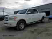 2006 Toyota Tundra SR5 z VIN 5TBET34146S544419, wystawiony jako Copart lot #71129965 z przebiegiem 148 612 mil mil oraz Czysty tytuł • Clean title. Historia ofert i sprzedaży dostępna na DreamBid. Obrazek 1.