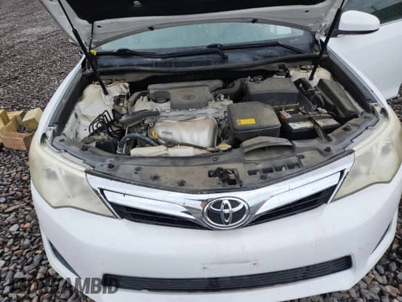2012 Toyota Camry L z VIN 4T1BF1FK0CU552774, wystawiony jako Copart lot #86138915 z przebiegiem 77 793 mil mil oraz Szkoda całkowita • Salvage title. Historia ofert i sprzedaży dostępna na DreamBid. Obrazek 11.
