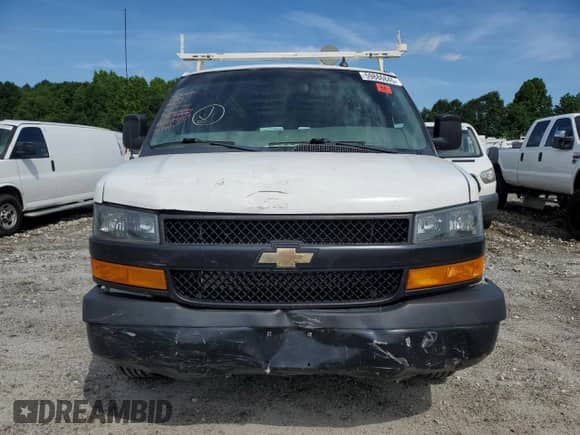 2019 Chevrolet Express Cargo с VIN 1GCWGBFP7K1184095, выставлен на аукционе Copart как лот 59886845 с пробегом 136 345 миль миль и Списание • Salvage title. История ставок и продаж доступна на DreamBid. Изображение 5.