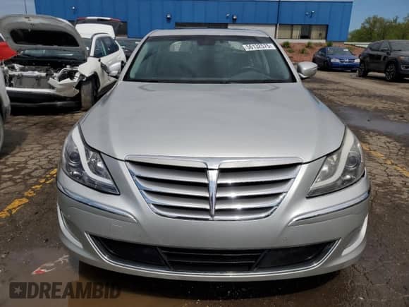 2012 Hyundai Genesis R-Spec с VIN KMHGC4DH6CU192207, выставлен на аукционе Copart как лот 56132575 с пробегом 128 953 миль миль и Чистый • Clean title. История ставок и продаж доступна на DreamBid. Изображение 5.