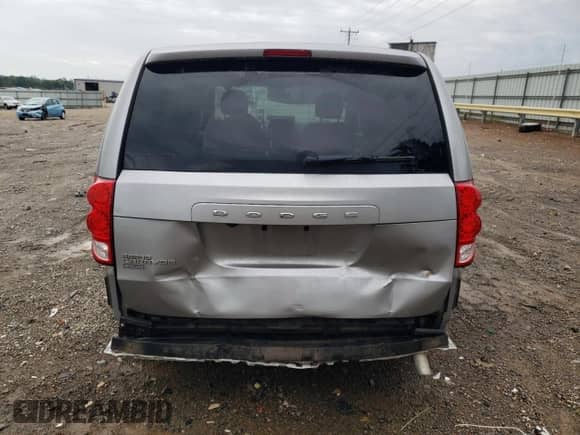 2017 Dodge Grand Caravan SE Plus with VIN 2C4RDGBG9HR819766, listed as a Copart auction lot 81920415 with 85,695 mi miles and Salvage title. Bid and sale history available at DreamBid. Image 6.