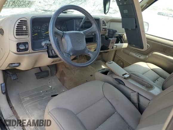 1998 Chevrolet Tahoe with VIN 3GNEK18R0WG112642, listed as a Copart auction lot 64304765 with 194,247 mi miles and Salvage title. Bid and sale history available at DreamBid. Image 8.
