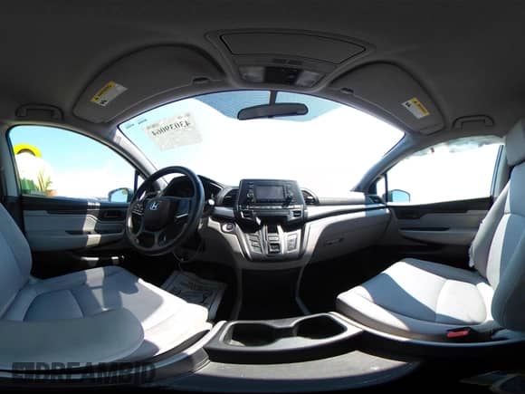 2019 Honda Odyssey LX z VIN 5FNRL6H27KB127002, wystawiony jako IAAI lot #43039064 z przebiegiem 133 950 mil mil oraz . Historia ofert i sprzedaży dostępna na DreamBid. Obrazek 20.