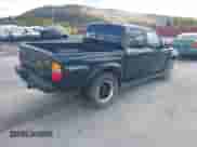 2003 Toyota Tacoma z VIN 5TEHN72N53Z249453, wystawiony jako IAAI lot #43472155 z przebiegiem 162 053 mil mil oraz . Historia ofert i sprzedaży dostępna na DreamBid. Obrazek 4.