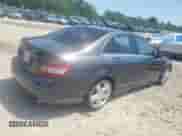2010 Mercedes-Benz C 300 Sport с VIN WDDGF5EB1AR130733, выставлен на аукционе Copart как лот 67221705 с пробегом 137 815 миль миль и На запчасти • Non repairable. История ставок и продаж доступна на DreamBid. Изображение 3.