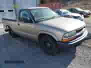 1998 Chevrolet S-10 LS с VIN 1GCCS1444W8157454, выставлен на аукционе IAAI как лот 41795560 с пробегом 266 449 миль миль и . История ставок и продаж доступна на DreamBid. Изображение 1.