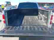 2006 Ford F-150 XL с VIN 1FTRF12226NA15542, выставлен на аукционе IAAI как лот 43391531 с пробегом 147 428 миль миль и . История ставок и продаж доступна на DreamBid. Изображение 17.