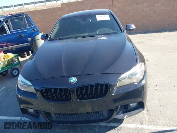 2015 BMW 5 Series 550i с VIN WBAKN9C56FD961027, выставлен на аукционе IAAI как лот 42653452 с пробегом 167 493 миль миль и . История ставок и продаж доступна на DreamBid. Изображение 12.