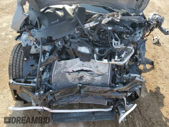 2025 BMW i4 M50 с VIN WBY33HD00SFU19039, выставлен на аукционе Copart как лот 59691045 с пробегом Не указан миль и На запчасти • Non repairable. История ставок и продаж доступна на DreamBid. Изображение 11.