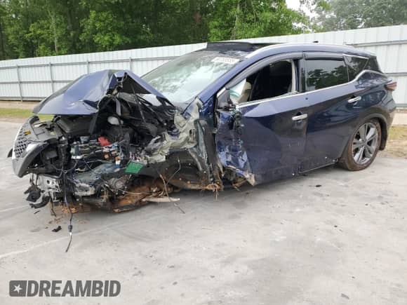 2024 Nissan Murano Platinum with VIN 5N1AZ2DS1RC115750, listed as a Copart auction lot 50755555 with 2,911 mi miles and Salvage title. Bid and sale history available at DreamBid. Image 1.