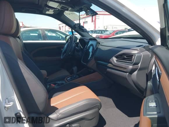 2025 SUBARU FORESTER HYBRID TOURING с VIN JF2SLSTD1SH422066, выставлен на аукционе IAAI как лот 43074277 с пробегом 557 миль миль и . История ставок и продаж доступна на DreamBid. Изображение 5.