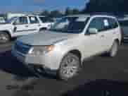 2011 Subaru Forester X Premium z VIN JF2SHADC1BG761496, wystawiony jako IAAI lot #42534776 z przebiegiem 176 885 mil mil oraz . Historia ofert i sprzedaży dostępna na DreamBid. Obrazek 2.