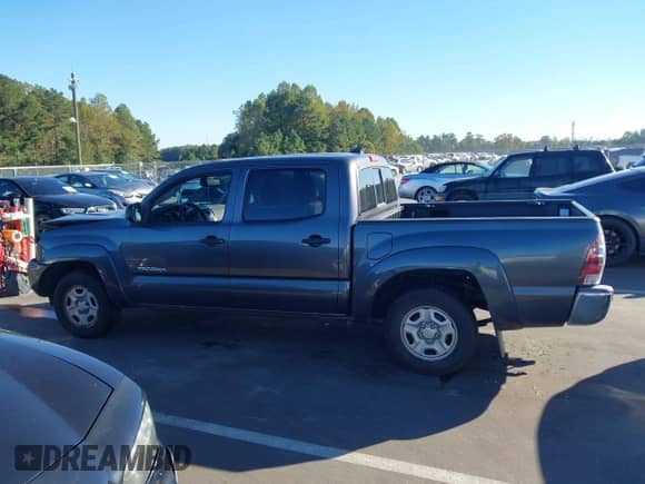 2012 Toyota Tacoma with VIN 5TFJX4CN6CX018822, listed as a IAAI auction lot 43466648 with 197,434 mi miles and . Bid and sale history available at DreamBid. Image 14.