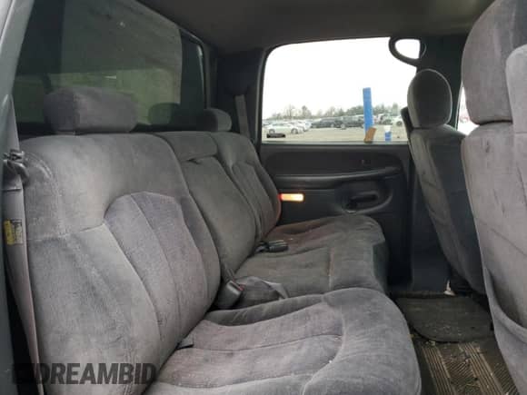 2001 Chevrolet Silverado 1500HD LS с VIN 1GCGK13U01F199076, выставлен на аукционе Copart как лот 50653645 с пробегом 256 011 миль миль и Чистый • Clean title. История ставок и продаж доступна на DreamBid. Изображение 10.