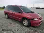 1998 Dodge Caravan LE z VIN 1B4GP54L7WB575217, wystawiony jako Copart lot #56953575 z przebiegiem 190 564 mil mil oraz Szkoda całkowita • Salvage title. Historia ofert i sprzedaży dostępna na DreamBid. Obrazek 4.