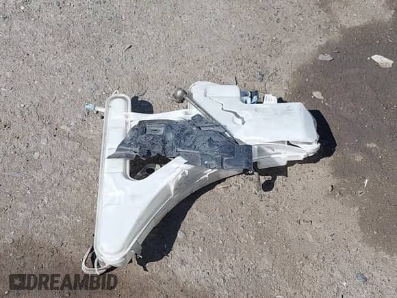 2011 BMW M3 с VIN WBSKG9C52BE645537, выставлен на аукционе IAAI как лот 42371742 с пробегом 100 731 миль миль и . История ставок и продаж доступна на DreamBid. Изображение 12.