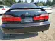 1998 Honda Accord EX with VIN 1HGCG1658WA049839, listed as a Copart auction lot 71241095 with 253,051 mi miles and Salvage title. Bid and sale history available at DreamBid. Image 6.