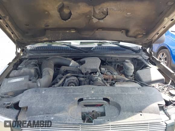 2005 Chevrolet Silverado 3500 с VIN 1GCHK39265E143189, выставлен на аукционе IAAI как лот 42795624 с пробегом 312 601 миль миль и . История ставок и продаж доступна на DreamBid. Изображение 10.
