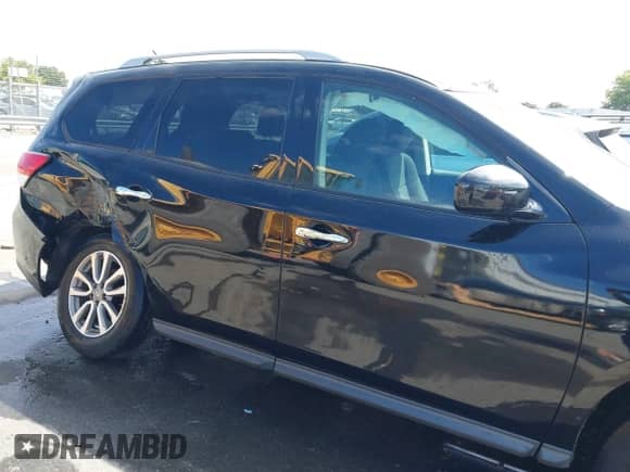 2015 Nissan Pathfinder SL with VIN 5N1AR2MM1FC635119, listed as a IAAI auction lot 43189530 with 179,625 mi miles and . Bid and sale history available at DreamBid. Image 13.