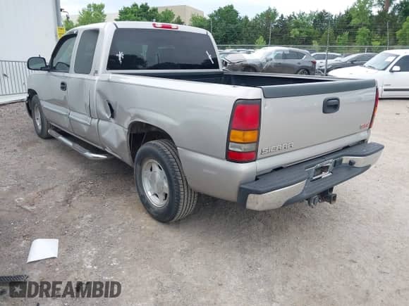 2004 GMC Sierra 1500 SLE with VIN 2GTEC19T941348101, listed as a IAAI auction lot 42269876 with 200,492 mi miles and . Bid and sale history available at DreamBid. Image 3.