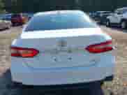 2020 Toyota Camry LE z VIN 4T1C11AKXLU922557, wystawiony jako IAAI lot #43231937 z przebiegiem 99 903 mil mil oraz . Historia ofert i sprzedaży dostępna na DreamBid. Obrazek 16.