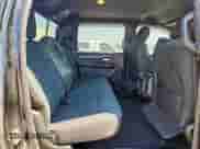 2020 Ram 1500 Big Horn z VIN 1C6SRFFM1LN241625, wystawiony jako Copart lot #80006815 z przebiegiem 92 707 mil mil oraz Czysty tytuł • Clean title. Historia ofert i sprzedaży dostępna na DreamBid. Obrazek 10.