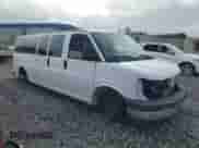 2013 Chevrolet Express Passenger LT z VIN 1GAZG1FG6D1158008, wystawiony jako Copart lot #54505715 z przebiegiem Nie podano mil oraz Szkoda całkowita • Salvage title. Historia ofert i sprzedaży dostępna na DreamBid. Obrazek 4.