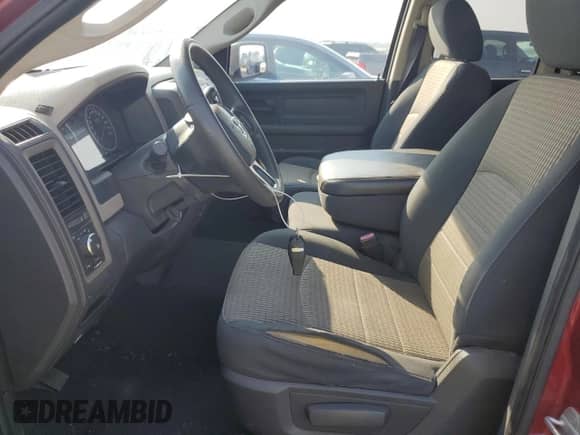 2012 Ram 1500 Express z VIN 1C6RD7FT4CS171596, wystawiony jako Copart lot #80558505 z przebiegiem 152 509 mil mil oraz Czysty tytuł • Clean title. Historia ofert i sprzedaży dostępna na DreamBid. Obrazek 7.