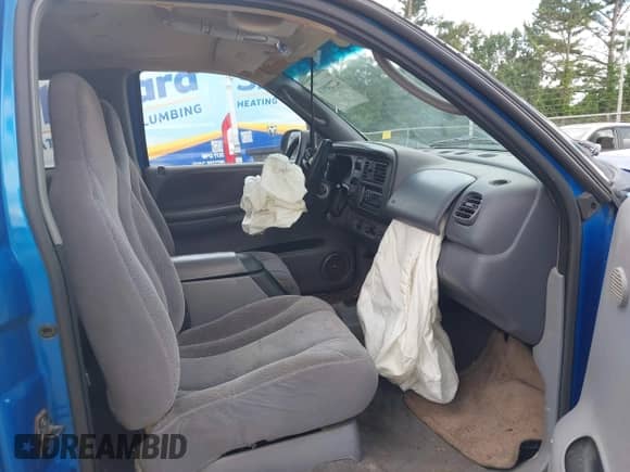 2000 Dodge Dakota Sport with VIN 1B7GL22NXYS623524, listed as a IAAI auction lot 42724913 with 174,543 mi miles and . Bid and sale history available at DreamBid. Image 5.